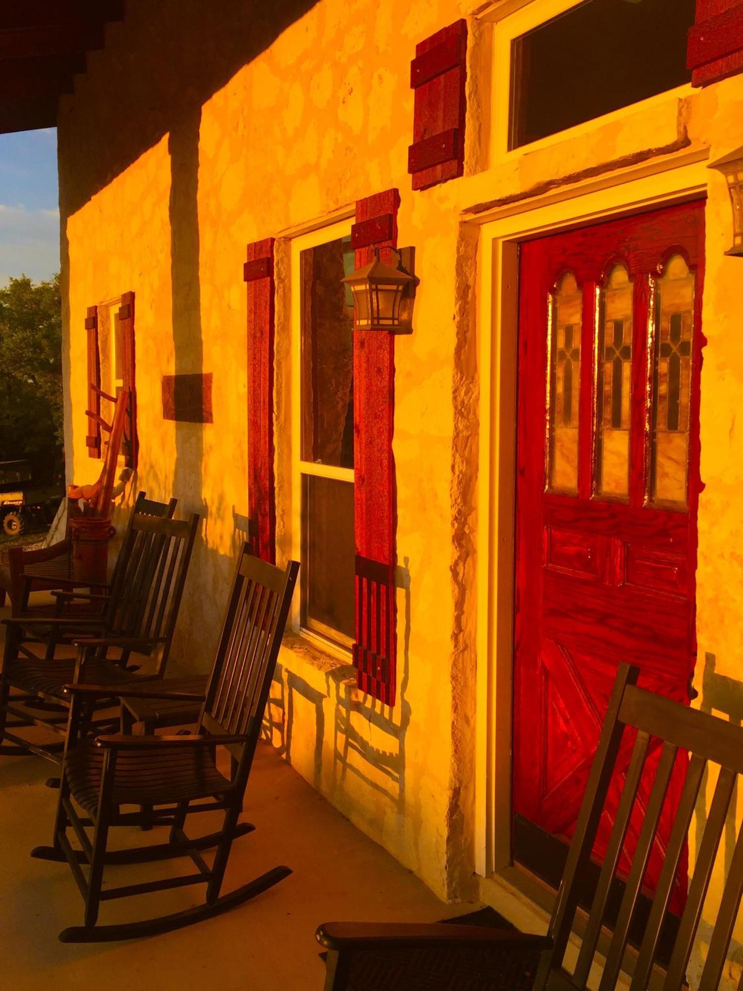 Glory Hills Ranch Bed & Breakfast Pipe Creek Exterior photo
