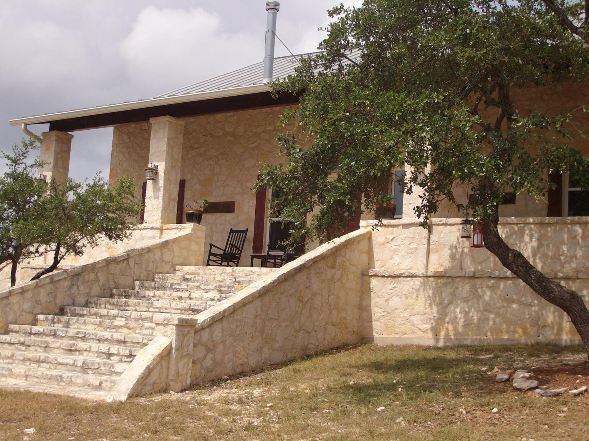 Glory Hills Ranch Bed & Breakfast Pipe Creek Exterior photo