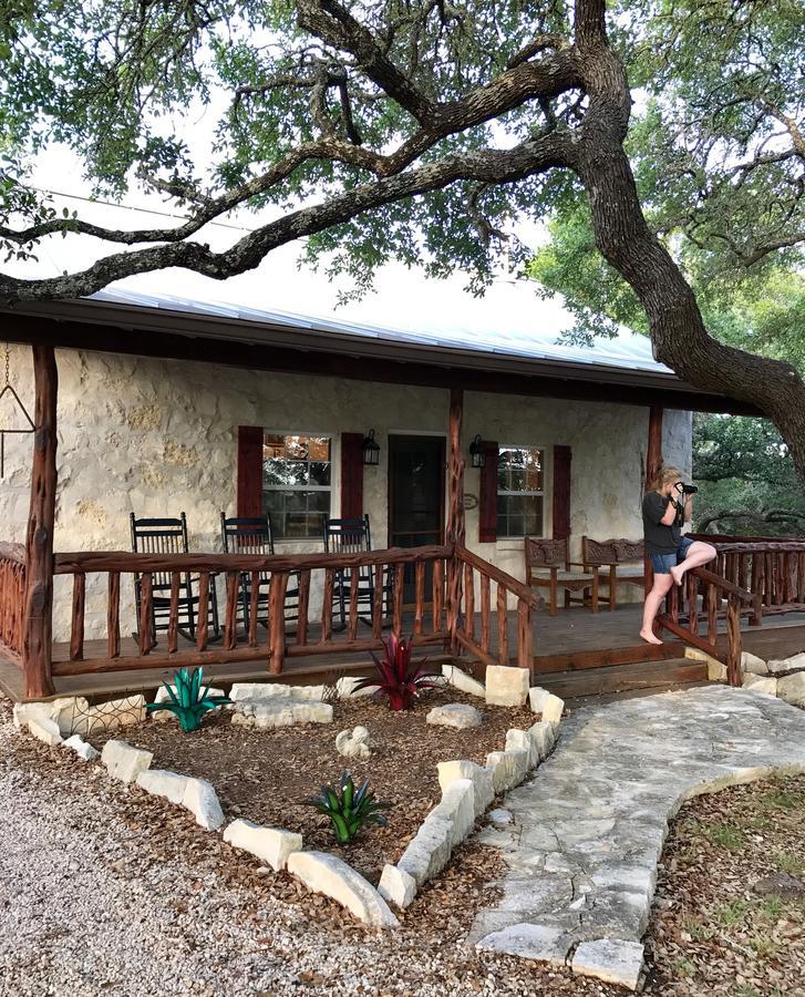 Glory Hills Ranch Bed & Breakfast Pipe Creek Exterior photo
